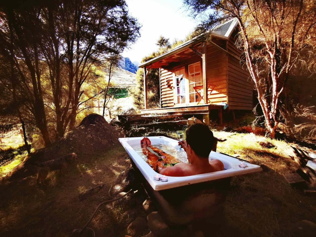 Manaaki Mai, Rustic Retreat Bush Cabin Christchurch Bagian luar foto